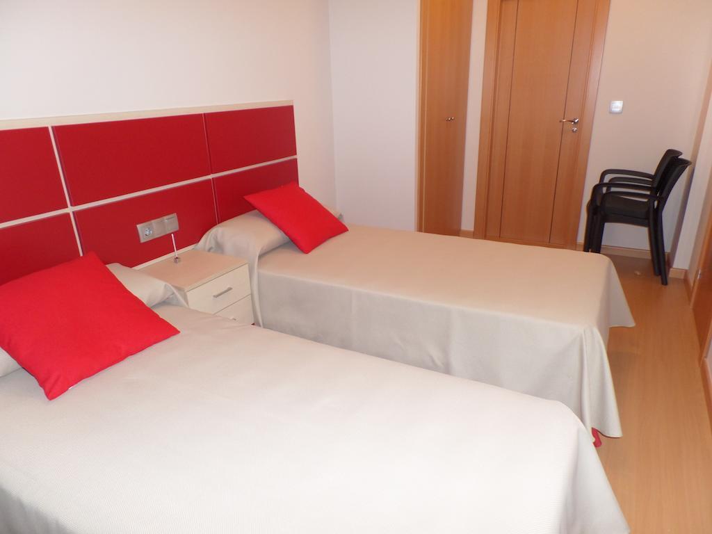 Apartamentos Begastri Cehegín Habitación foto